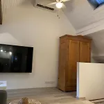 Grossherzoegliches Jaegerhaus بينسهايم